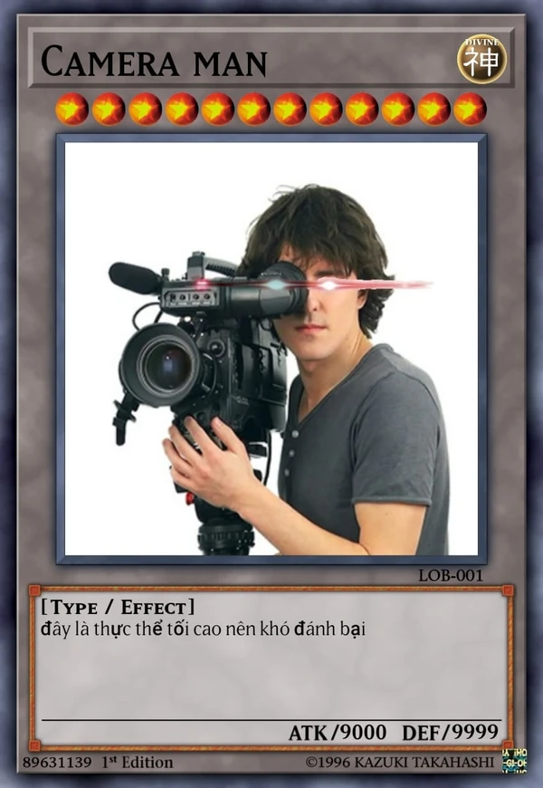 lá bài meme camera man