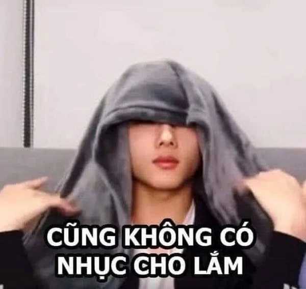 Quần nè đội đi meme độc lạ